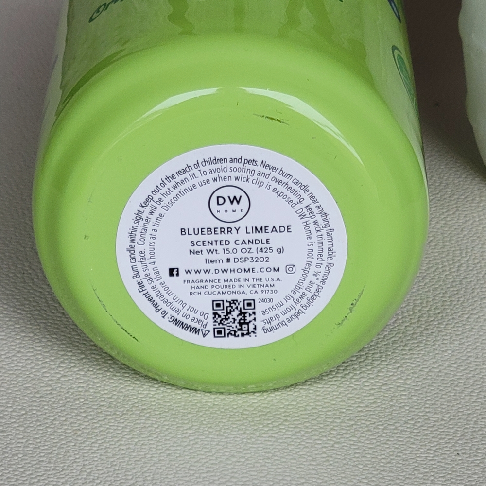 Blueberry Limeade Candle - Bright Green Soda Can Glass Glass Vessel Silicone Lid - Picture 6 of 6